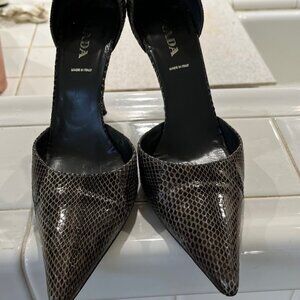 Prada gray snakeskin pumps
